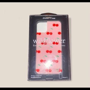 iPhone 11 wildflower case <3